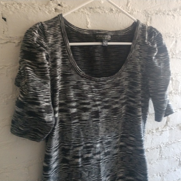 Forever 21 Plus Green and Gray Print Sweater Dress - Picture 3 of 5